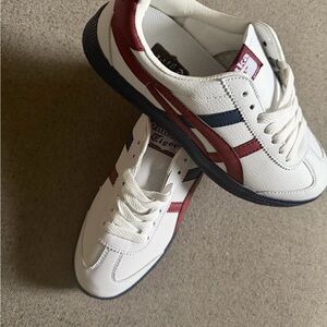 Onitsuka Tiger by Asics Men’s White Sneakers with Red & Navy Stripes